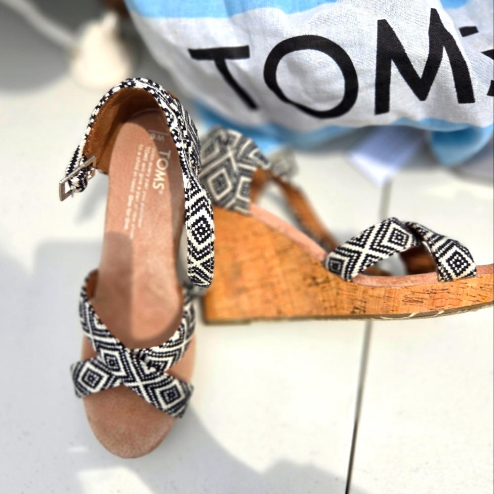 TOMS Black and White Women's Wedge Sandals